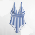Gestreifter blauer Badeanzug mit tiefem Ausschnitt, modisch, Sommermode, Damenbekleidung.