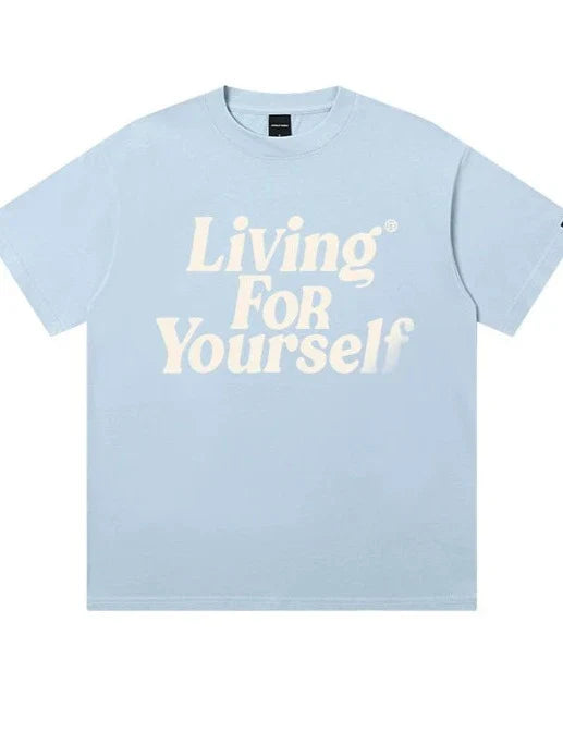 Hellblaues T-Shirt mit weißem "Living For Yourself"-Aufdruck, lässiger Stil, Unisex, aus Baumwolle, ideal für Streetwear und Freizeitmode.