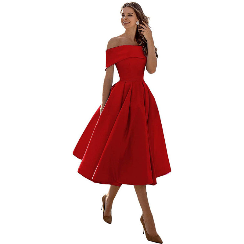 Elegantes rotes Off-Shoulder-Kleid für Damen, knielang, ideal für Abendveranstaltungen. Perfekt für stilvolle Mode und zeitlose Eleganz.