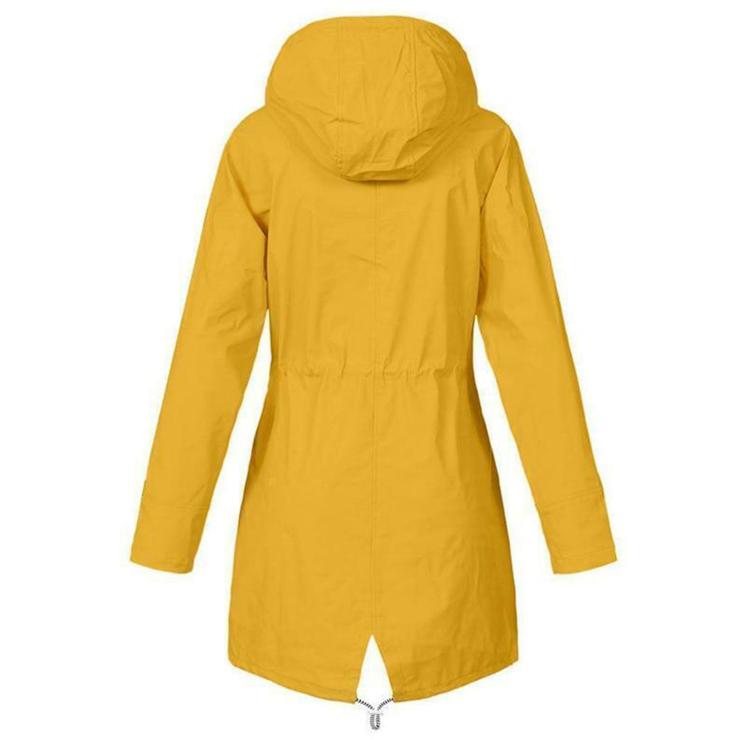 Damen-Regenmantel in Gelb mit Kapuze, wasserdicht, modisch, ideal für Outdoor-Aktivitäten. Perfekt für Regenwetter und stilvolle Looks.