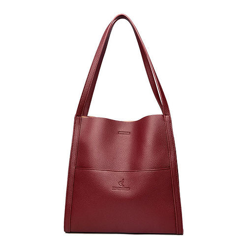 Elegante rote Ledertasche mit langen Trägern, ideal für Damen. Hochwertige Handtasche, perfekt für Alltag und Büro. Modisches Accessoire.