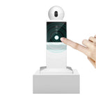 Weißer automatischer Seifenspender mit Sensor, berührungslos, modern, hygienisch, für Badezimmer.