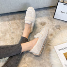 Damen Hausschuhe aus Plüsch, gemütlich und warm, ideal für den Winter. Perfekt für Zuhause, modisch und bequem. Hochwertige Materialien.