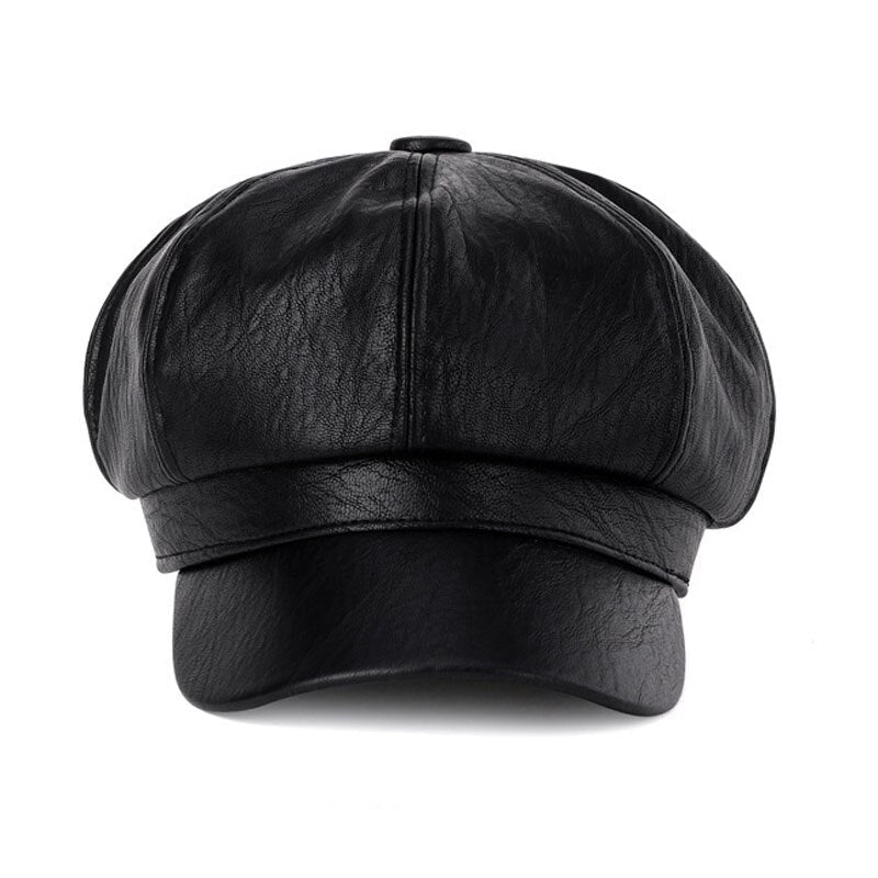 Schwarze Leder-Baker-Boy-Mütze, stilvoll und zeitlos, ideal für modische Outfits. Perfekt für Herbst- und Wintermode. Hochwertiges Accessoire.