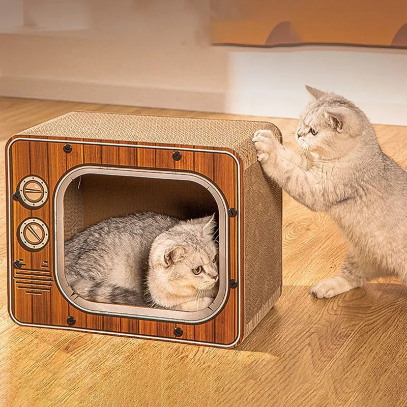 Katzenkratzbaum in TV-Form aus Holz, zwei Katzen, Spielzeug, Kratzmöbel, Wohnzimmer.
