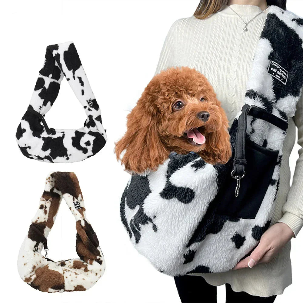 Hundetragetasche aus Plüsch, schwarz-weiß, mit Pudel, modisch und bequem für Haustiere.