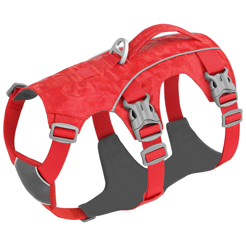 Rotes Hundegeschirr, verstellbar, robust, mit Schnallen, ideal für Outdoor-Aktivitäten.