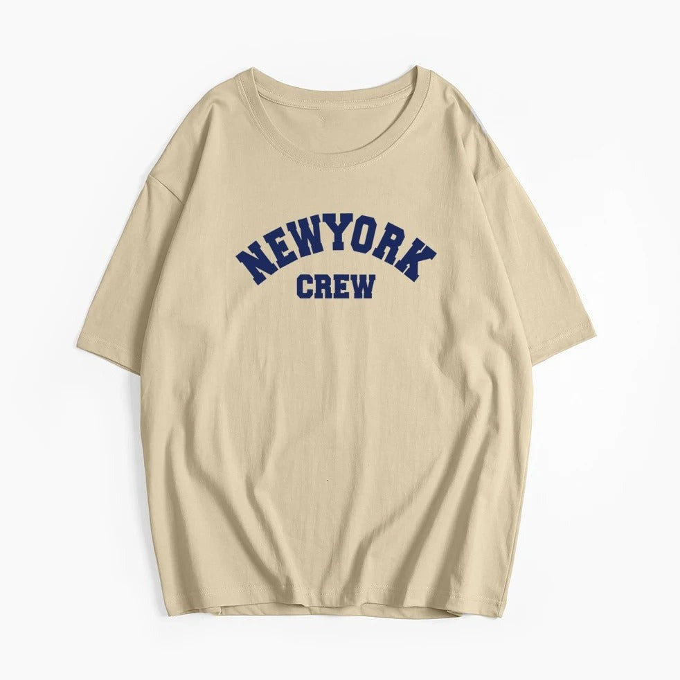 Beiges T-Shirt mit "New York Crew" Aufdruck, lässiger Stil, Unisex, ideal für Streetwear, Baumwolle, modisch, bequem, hochwertig.