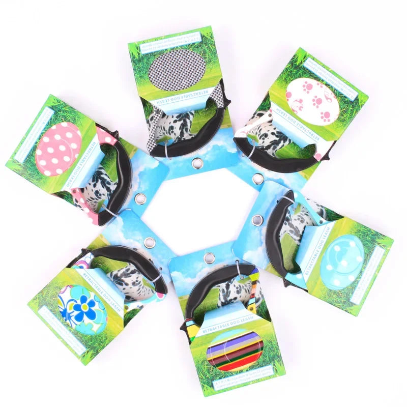 Sechseckige Verpackung mit bunten Mustern, Geschenkboxen, grün, blau, rosa, Kuhmotiv.