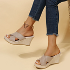 Damen Plateau-Sandalen, beige, Keilabsatz, geflochten, lässig, offener Zeh, Sommermode.