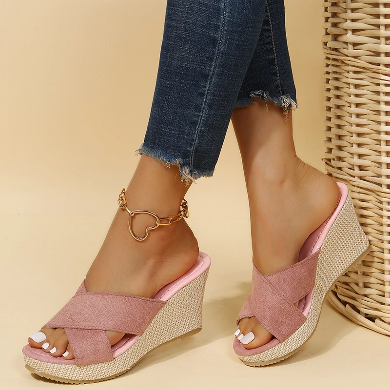 Rosa Keilsandalen Damen, offene Zehen, geflochten, Plateau, Freizeitschuhe, Sommermode.