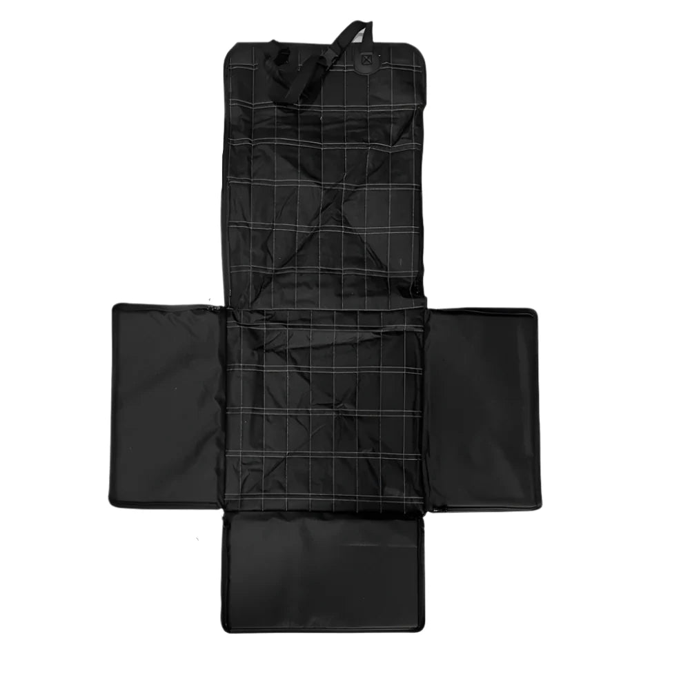 Schwarze faltbare Hundedecke, wasserdicht, mit Tragegriff, ideal für Reisen und Outdoor.