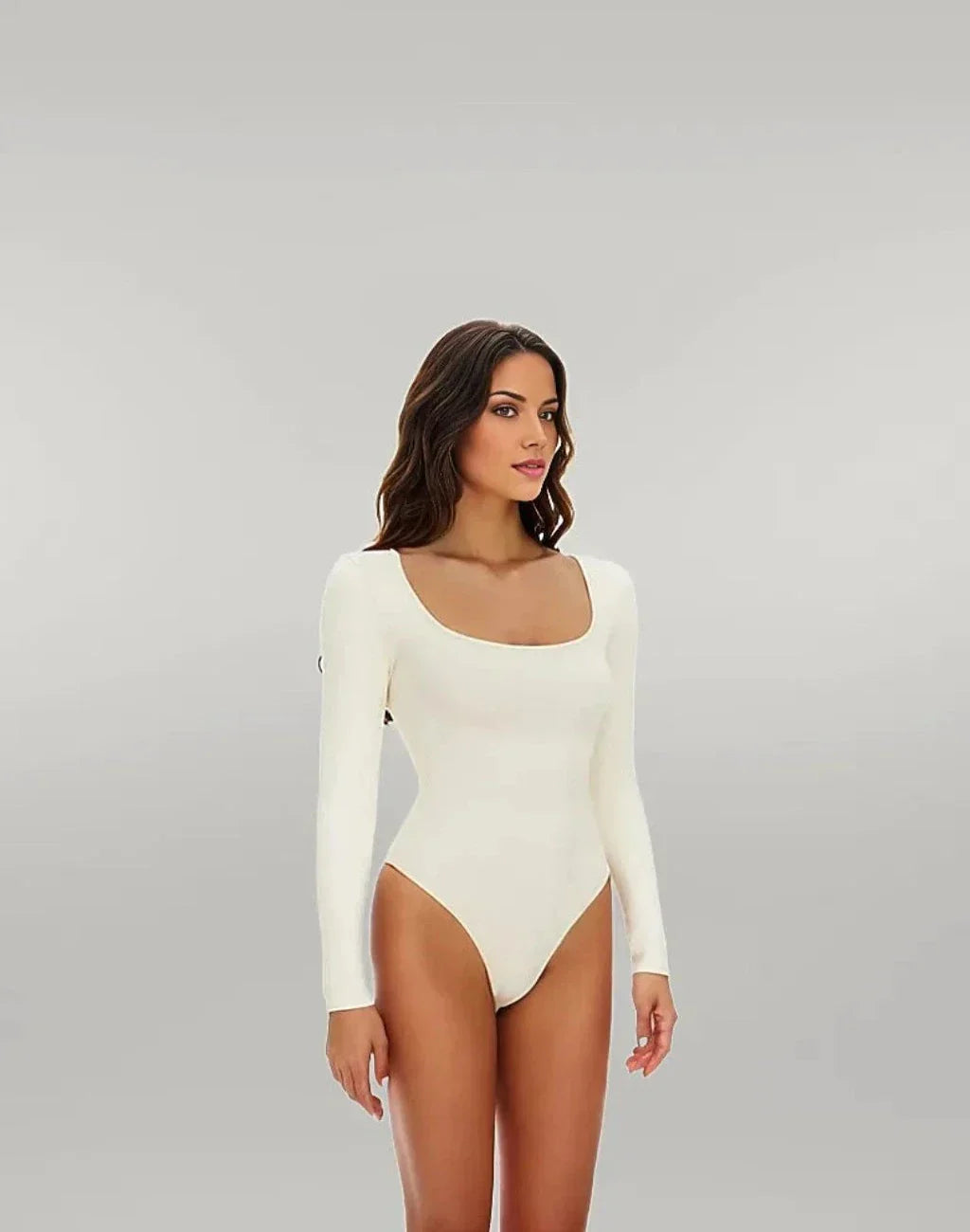 Weißer Langarm-Body für Damen, elegantes Design, ideal für Mode, Freizeit und Tanz. Hochwertige Materialien, bequeme Passform.