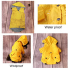 Gelber wasserdichter und winddichter Hundemantel mit Kapuze, ideal für Regenwetter. Perfekt für kleine Hunde, hält trocken und warm.