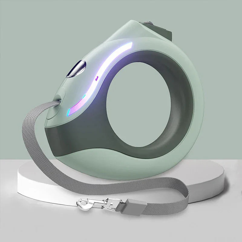 Grüne Hundeleine mit LED-Licht, ergonomischer Griff, einziehbar, für Hunde, Haustierzubehör.
