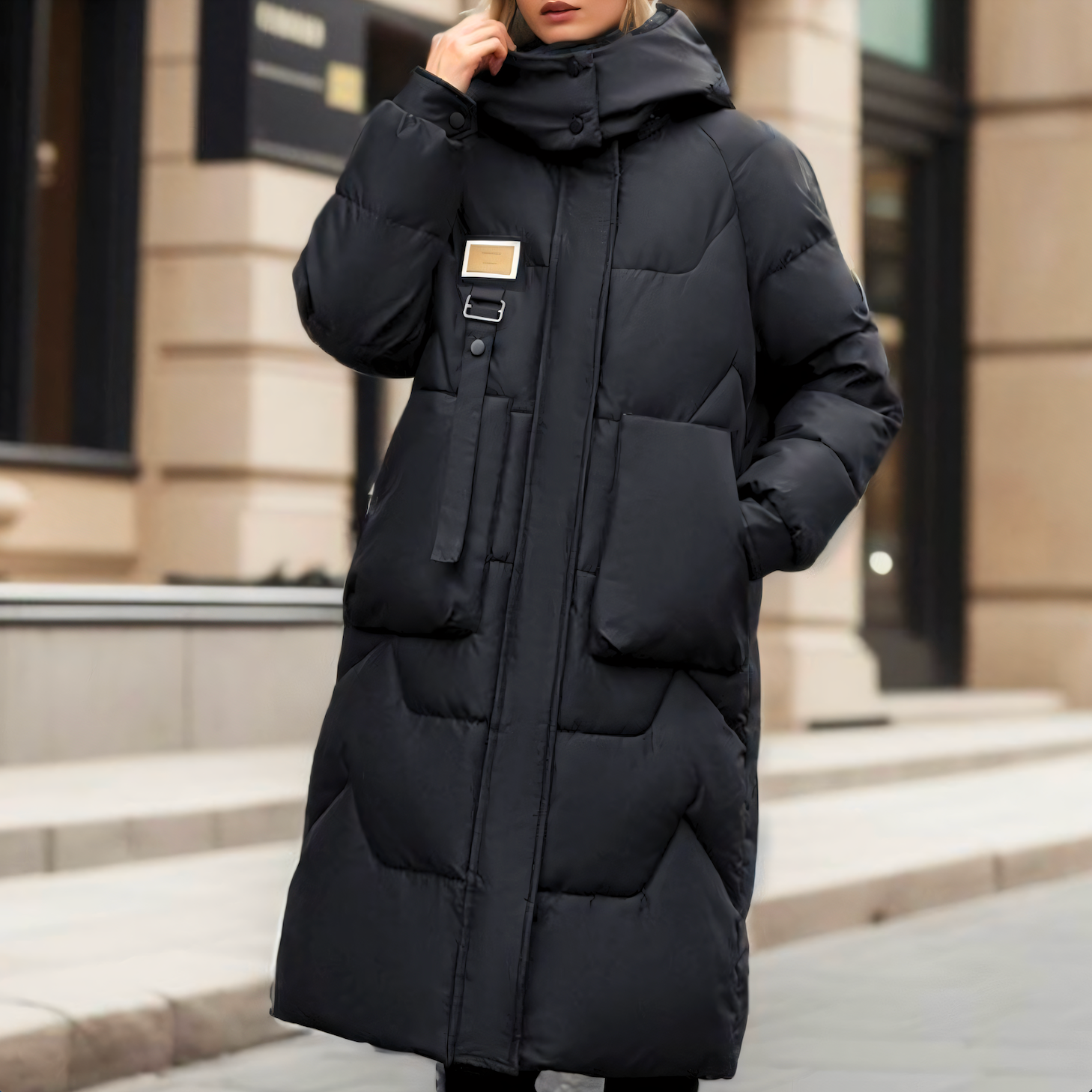 Damen Wintermantel, schwarz, gesteppte Daunenjacke mit Kapuze, warm und stilvoll, ideal für kalte Tage, modisches Design, urbaner Look.