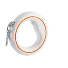 Runde weiße Hundeleine mit orangefarbenem Akzent, modernes Design, tragbar, mit Karabiner.