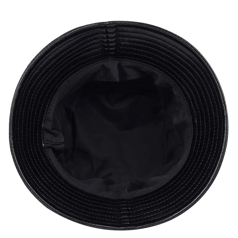 Unisex PU-Leder Eimerhut in Schwarz, ideal für Outdoor-Aktivitäten. Modischer Fischerhut, Sonnenschutz, vielseitig und langlebig.