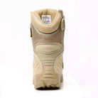 Beiger taktischer Stiefel, robustes Design, ideal für Outdoor-Aktivitäten. Hochwertige Materialien, rutschfeste Sohle, langlebig und komfortabel.