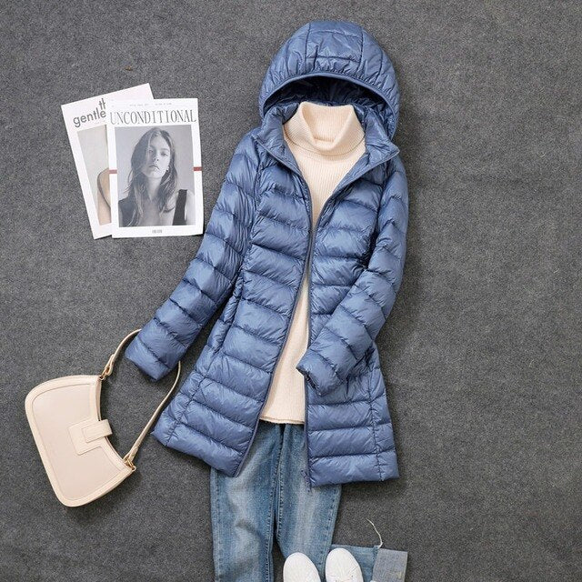 Damen Ultra-Leichtgewicht Packable Pufferjacke, blau, mit abnehmbarer Kapuze. Perfekt für Herbst/Winter. Modisch, warm, vielseitig.