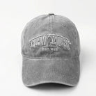 Graue Baseballkappe mit "New York" Stickerei, ideal für Herren. Perfekt für Hip-Hop, Wandern und Sonnenschutz. Trendiges Accessoire.