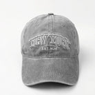 Graue Baseballkappe mit "New York" Stickerei, ideal für Herren. Perfekt für Hip-Hop, Wandern und Sonnenschutz. Trendiges Accessoire.