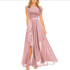 Rosa Abendkleid aus Spitze und Chiffon, ärmellos, mit Rüschen, elegantes Design.