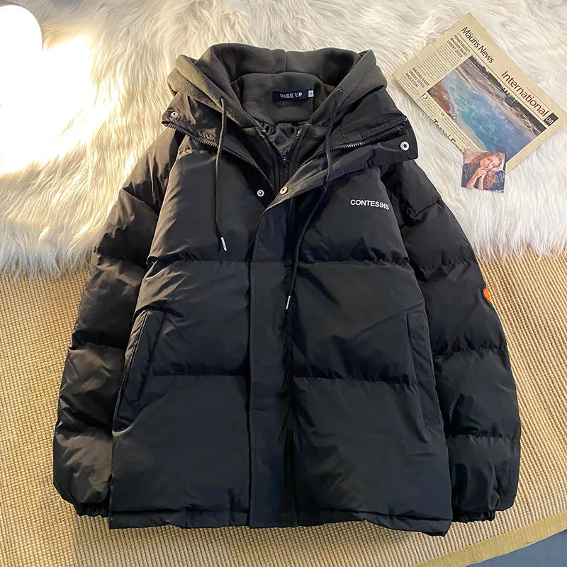 Damen Winterjacke, dick gefüttert, schwarz, mit Kapuze und Reißverschluss. Vielseitige Y2K-Mode, ideal für kalte Tage. Baumwollmaterial.