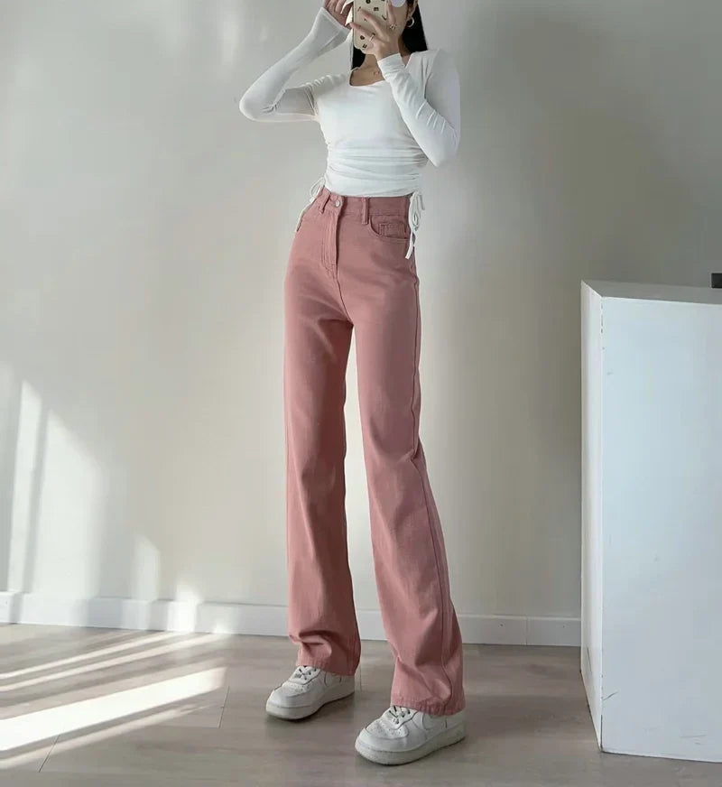 Damenmode: Rosa High-Waist-Jeans, Y2K-Stil, weites Bein, Voll-Länge. Trendige Denim-Hose für stilvolle Outfits. Perfekt für modische Looks.
