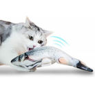 Katze spielt mit zappelndem Fischspielzeug, gefüllt mit Katzenminze, interaktives Katzenspielzeug.