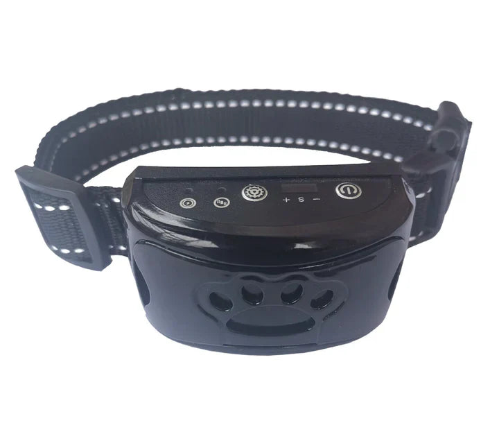 Schwarzes Anti-Bell-Halsband für Hunde mit verstellbarem Riemen, LED-Anzeige und Vibrationsfunktion. Effektives Trainingsgerät für Haustiere.