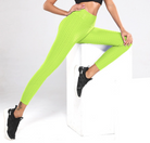 Grüne Anti-Cellulite-Leggings, nahtlos, sportlich, figurformend, Damenmode, Fitnessbekleidung.
