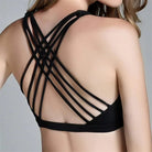 Atmungsaktiver Sport-BH mit stilvollem Rückendesign, ideal für Fitness und Yoga. Bequeme Passform, elastisches Material, modisch und funktional.