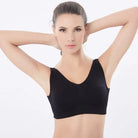 Schwarzer atmungsaktiver Sport-BH für Damen, ideal für Fitness und Yoga. Komfortabel, elastisch, perfekte Passform. Hochwertige Sportbekleidung.