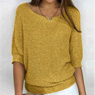 Damenpullover in Senfgelb, Strickdesign, 3/4-Ärmel, lässiger Stil. Perfekt für Herbstmode, bequem und stilvoll. Ideal für Freizeitoutfits.