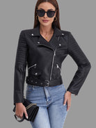 Damen-Lederjacke in Schwarz, Biker-Stil, mit Reißverschluss und Stehkragen. Perfekt für modische Outfits. Hochwertige Materialien.