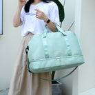 Damen-Handtasche in Mintgrün, geräumig und stilvoll, ideal für Reisen oder Alltag. Hochwertiges Design mit verstellbarem Schultergurt.