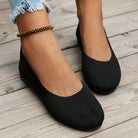 Schwarze Damen-Ballerinas aus Textil, bequem und stilvoll, ideal für Alltag und Büro. Perfekte Passform, rutschfeste Sohle, modisch und vielseitig.