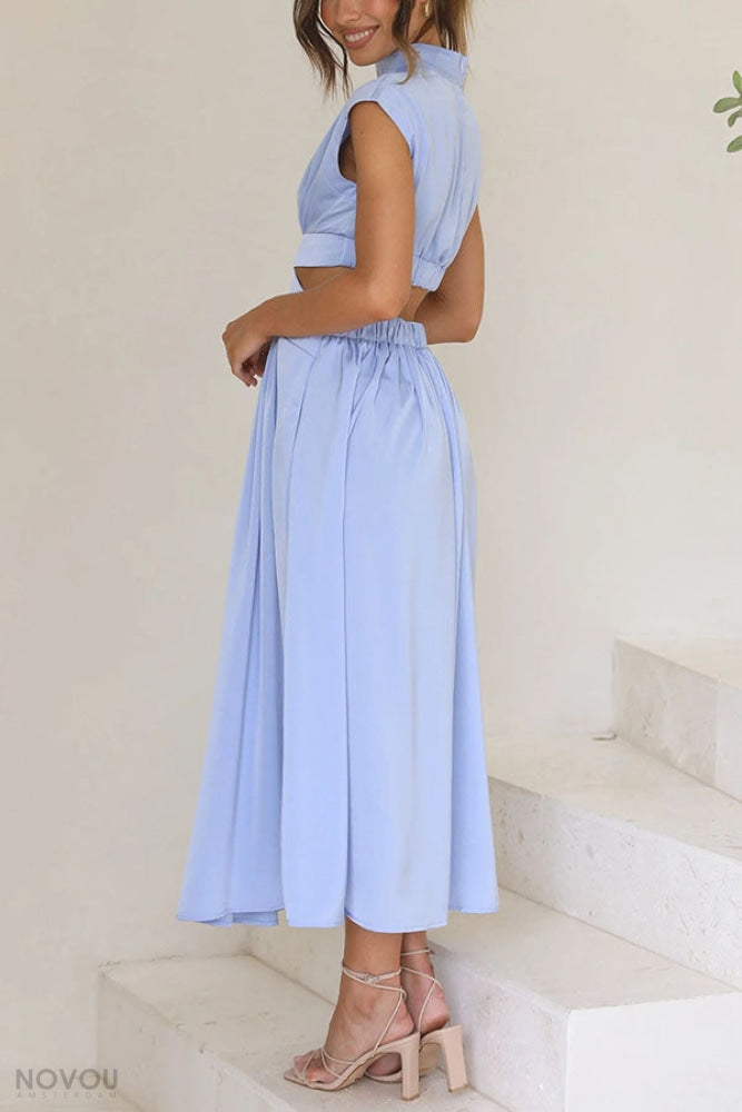 Damen Sommerkleid in Hellblau, elastisch und bequem, ärmellos, knöchellang, ideal für Freizeit und Strand. Perfekt für warme Tage.