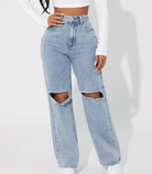 Damen-Jeans mit hoher Taille und Rissen, modischer Denim-Look, ideal für trendige Outfits. Perfekt für lässige und stilvolle Anlässe.