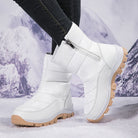 Weiße Winterstiefel mit Reißverschluss und rutschfester Sohle, ideal für Schnee und Outdoor-Aktivitäten. Perfekte Damenstiefel für kalte Tage.