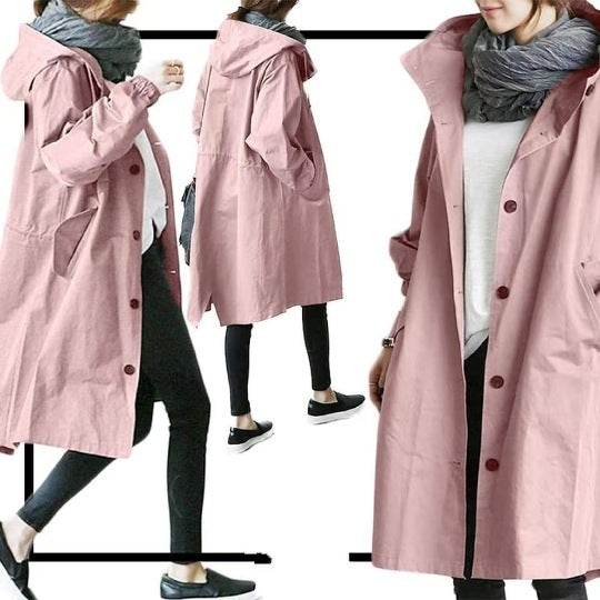 Damenmantel in Rosa, lässiger Stil mit Kapuze und Knöpfen, ideal für Herbstmode. Perfekt kombinierbar mit Jeans und Sneakers.