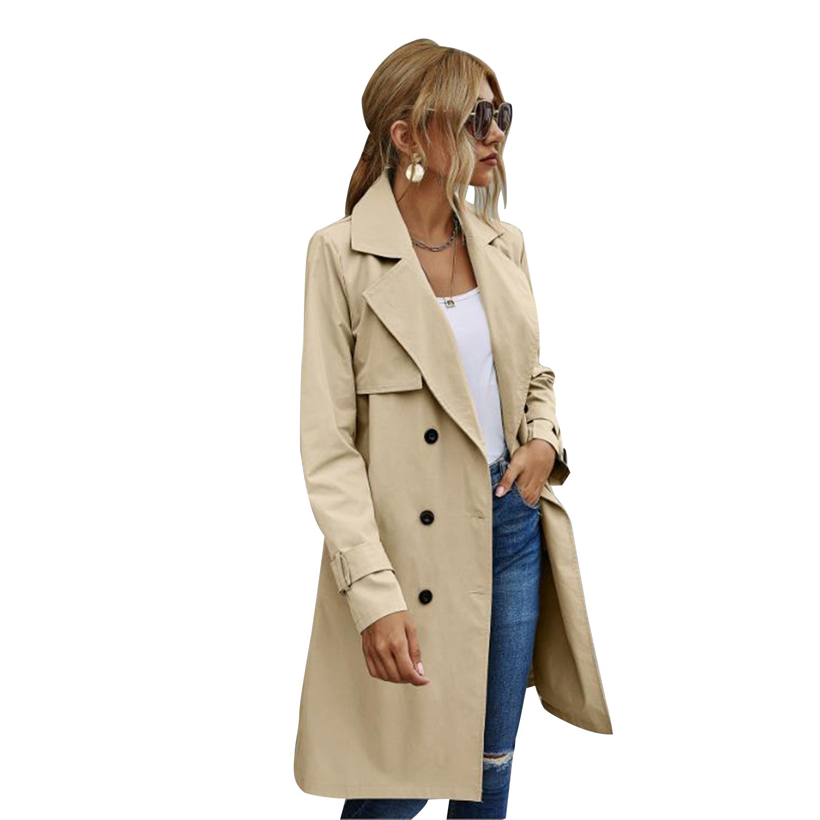 Eleganter Damen-Trenchcoat in Beige, ideal für Herbstmode. Stilvoller Mantel mit Knopfleiste, perfekt kombinierbar mit Jeans und Sonnenbrille.