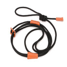Schwarze Kameragurt aus robustem Nylon mit braunen Lederakzenten, ideal für DSLR und spiegellose Kameras. Verstellbar und langlebig.