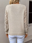 Damenpullover mit Strickmuster, beige, langärmlig, lässig, modisch, ideal für Herbstmode, kombinierbar mit Jeans, stilvoll und bequem.