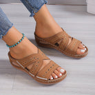 Damen Sandalen, braun, mit Stickerei, bequem, rutschfest, ideal für Sommer, Freizeit, Strand. Modische Sommerschuhe für Damen.
