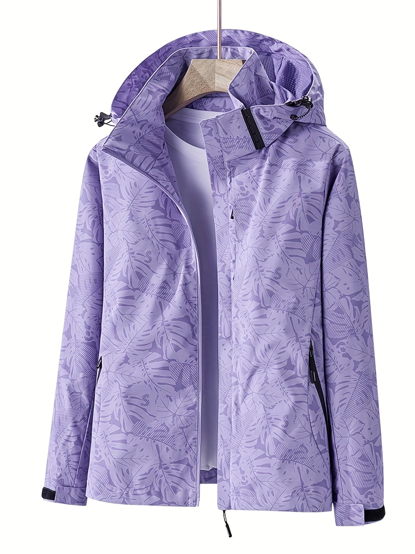 Lila Damen-Regenjacke mit Kapuze, floralem Muster und Reißverschluss. Wasserdicht, atmungsaktiv, ideal für Outdoor-Aktivitäten und Wandern.