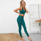 Damen-Sportset in Türkis, bestehend aus Sport-BH und Leggings. Ideal für Yoga und Fitness. Atmungsaktiv, elastisch, modisch.