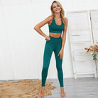 Damen-Sportset in Türkis, bestehend aus Sport-BH und Leggings. Ideal für Fitness und Yoga. Bequem, atmungsaktiv, modisch.