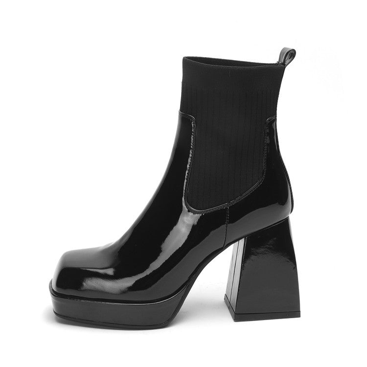 Schwarzer Lackleder-Stiefelette mit Blockabsatz und elastischem Schaft. Modischer Damenstiefel, ideal für Herbst und Winter. Trendige Schuhe.